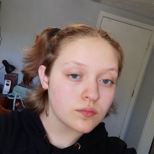 Meet your Posher, Abigail